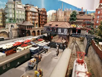 Salfred-West Bahnhof Blick auf die Ausfahrt in Richtung Salfred Hbf