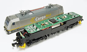 Hornby: Traxx-Loks als Neukonstruktion