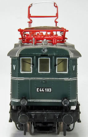Liliput: Muster E44.5 und Schnellzugwagen
