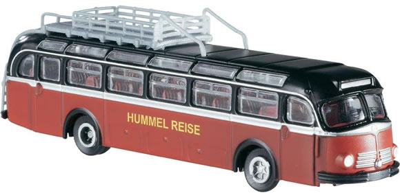 Conrad: Neuer Reisebus