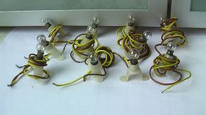 1 Peitschenlampe + 11 Hausbeleuchtungen