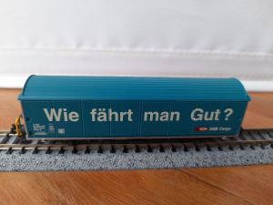 2-achsiger Schiebewandwagen Bauart Hbils-vy der Schweizer Bundesbahn SBB Cargo