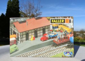 FALLER 222179, Bausatz Verladerampe mit Kran, OVP in Folie.