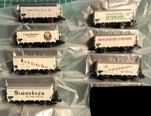 Fleischmann verschiedene geschlossener Güterwagen (Neu/Unbespielt)