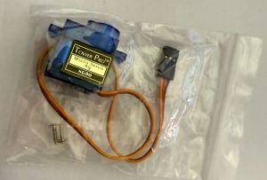 Tower Pro Servo Motor SG90 + Halterung