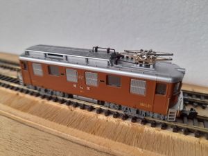 E-Lok Ae 4/4 der BLS in brauner Lackierung (Ae 4/4 257)