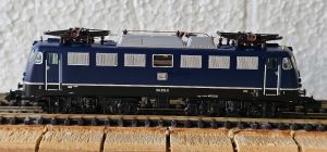  E-Lok BR 110 der DB in blauer Lackierung (110 315-9
