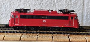  E-Lok BR 110 der DB AG in orientroter Lackierung (110 467-8)