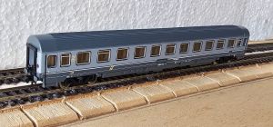 Zwei Eurofima-Reisezugwagen Bauart B 2. Klasse der Italienischen Staatsbahn FS (grigio-Lackierung)