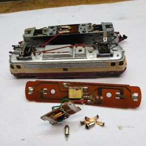 Bastler E-Lok BR-112-309 TEE-Lakierung (lesen) 