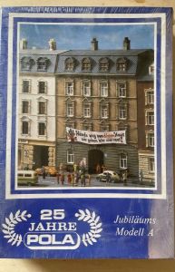 Jubiläumsmodell A - Besetztes HausOVP