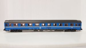 2 Stück EUROFIMA-Wagen in hellblau