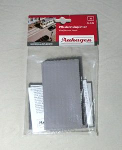 Auhagen 44632 Pflastersteinplatten, 6 Stück je 58 x 110 mm