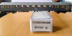 811107 Personenwagen 1. Kl. der FS