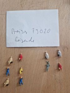 10 Figuren Reisende