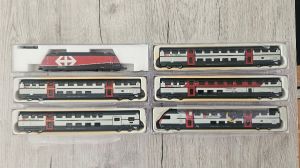 Zugset IC2000 der SBB von Kato/Hobbytrain DCC digital