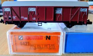 Arnold 4421 Brauner Güterwagen Gbs der B (Ep. IV)