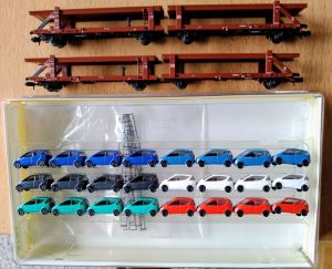 Minitrix 15207 Autotransportwagen-Set Laekks 553 "Mercedes A1" der DB (Ep. V)