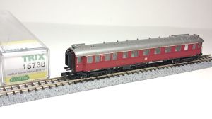 Minitrix 15738 Gesellschaftswagen.