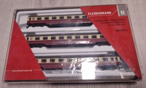 Fleischmann N Christoforus-Express Personenwagen-Set 3-Tlg. - Rot (881911)
