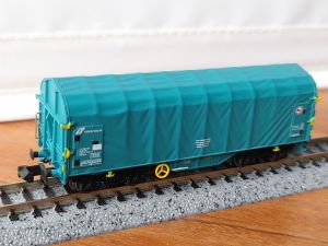 2 Schiebeplanenwagen Bauart Shimms der italienischen FS