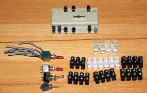 Schalterrelais - L&uuml;sterklemmen & Schalter ua.