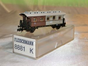 Fleischmann 8881 K, Durchgangswagen 3./4. Kl., Gattung CDi, 2-achsig,