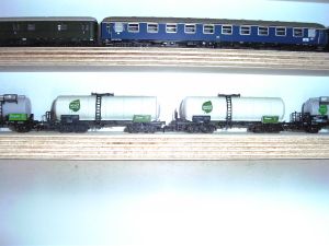 Lima 4- Achser Kesselwagen Bayer AG 2er- Set in OVP