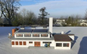 VOLLMER 7900, Betonwerk. Mit Solarpaneelen. 