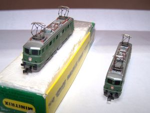 2 mal Ae 6/6  11428 LUZERN SBB CFF, eine mit, eine ohne OVP