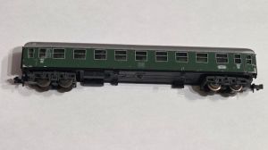 Minitrix 3011 Schnellzugwagen 2. Klasse gr&uuml;n