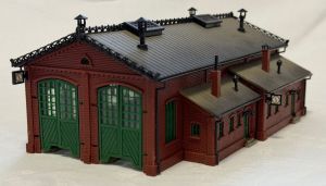 Zweist&auml;ndiger Lokschuppen  und Postamt