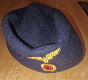 Uniform M&uuml;tze der DR - "Schiffchen" f&uuml;r Damen Gr&ouml;&szlig;e 52