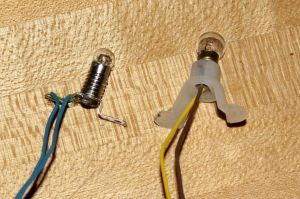 Beleuchtungssockel f&uuml;r Hausbeleuchtung o&auml;. - 19 St&uuml;ck