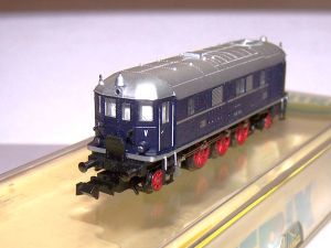 V16 101, guter Zustand in OVP, Lötschnittstelle