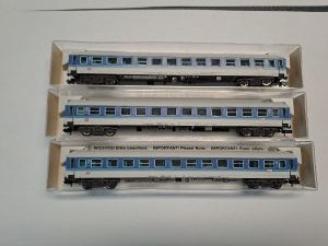 3x Interregio 2. Klasse; 1x Zugschlussbel