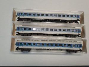 3x Interregiowagen 2. Klasse 1x Zugschlussbel