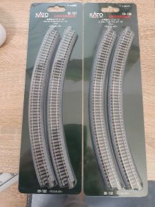 2x Kato 20-132 - Gleis gebogen R348-45 Grad 