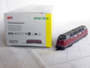 Minitrix 16225, Profi Club, V200 002, Sound, Top in OVP!