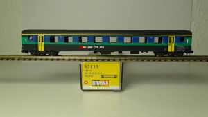 SBB PERSONENWAGEN 1.KLASSE EWII A " PAPAGEI " EPOCHE  V