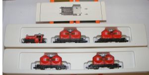 WLE Set + Erg&auml;nzungsset , mit K&ouml;f II, Lok 04, rot, +  4 Staubbeh&auml;lterwagen rot, 