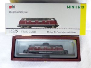 Minitrix 16225, Profi Club, V200 002, Sound, Top in OVP!
