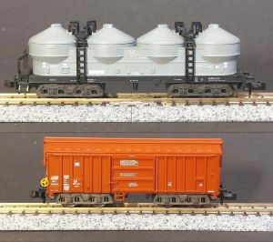 Zwei G&uuml;terwagen