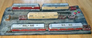Diorama "abgestellte Dieselloks BR 221"