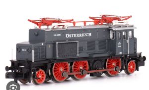 E33 19