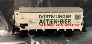 Fleischmann Bierwagen "Dortmunder Actien-Bier" mit Bremserhaus der DB