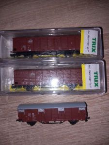 2x gedeckte G&uuml;terwagen Gbs DR  Expressgut 