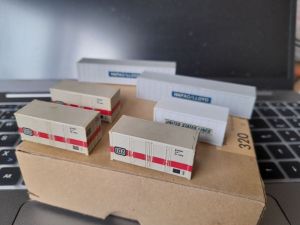Container