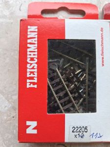 Fleischmann N Gerade und Gebogene Gleise