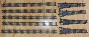 vier Weichen + f&uuml;nf gerade Gleise 222mm 